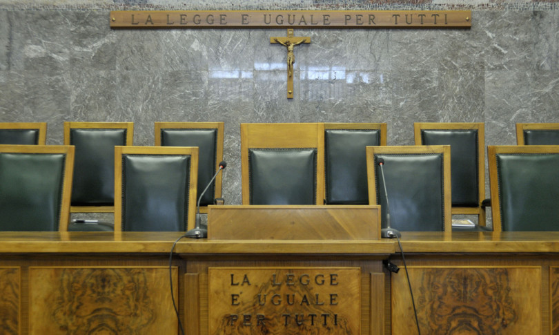 Uccise moglie Brescia assolto delirio gelosia