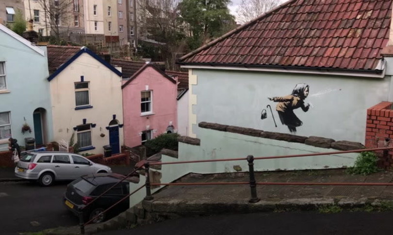 street art banksy nuovo murale bristol covid