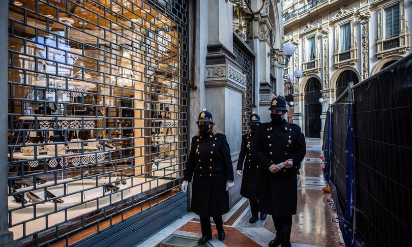 decreto natale covid centrodestra zona rossa maggioranza