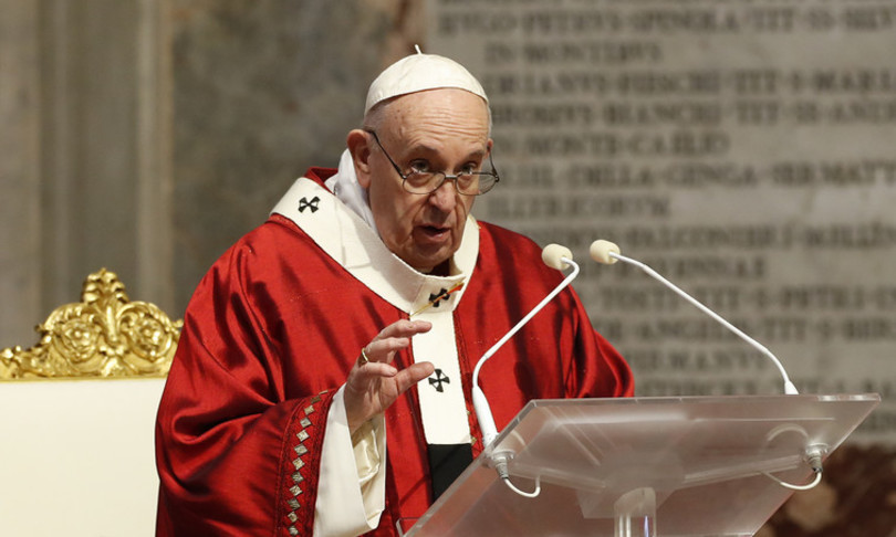 Papa basta lamentarsi restrizioni covid