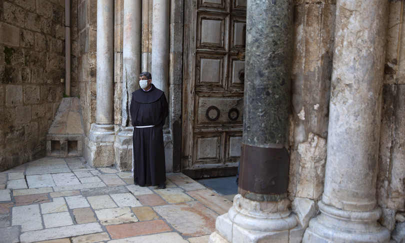 covid gerusalemme desolata pellegrini in fuga
