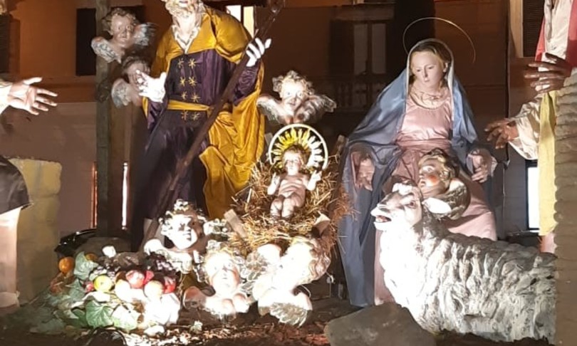 presepe gigante piazza di spagna