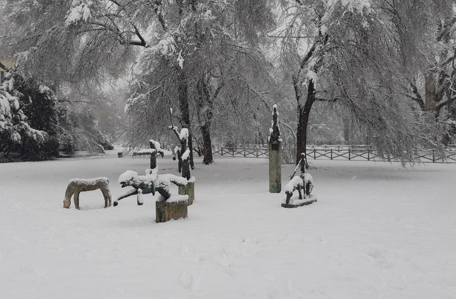 Maltempo, Milano sotto la neve
