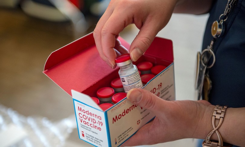 Ema approva vaccino Moderna