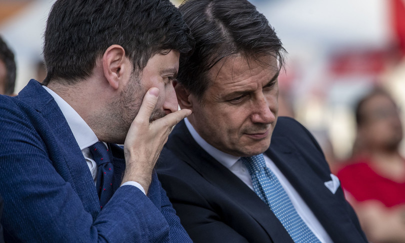 Covid nuova stretta dal 16 su movida e spostamenti