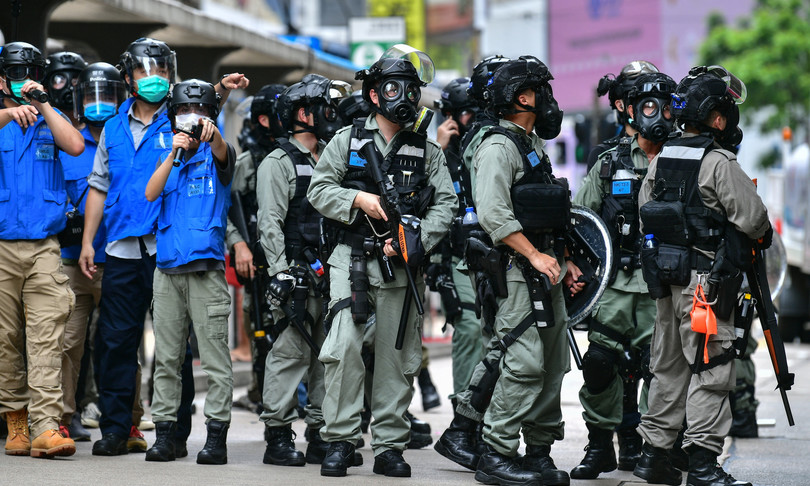 hong kong polizia arresto attivisti