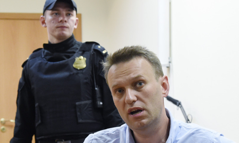russia avverte navalny torni arrestiamo