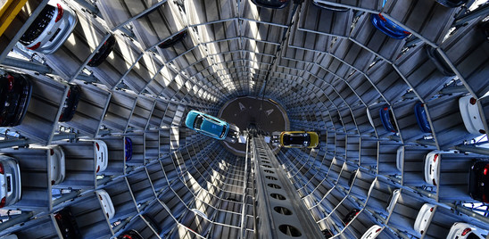 L'onda Covid si abbatte sulle auto, nel 2020 in Italia e in Europa vendite come nel 1994