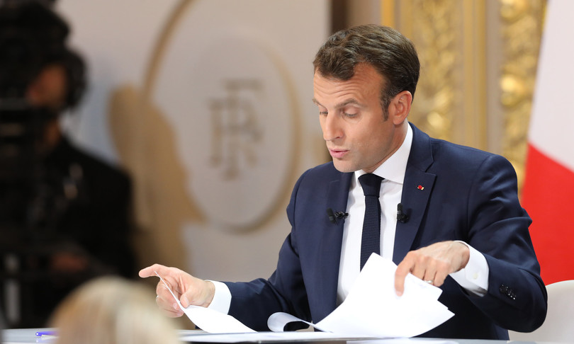 Francia guerra Algeria Macron niente scuse atti simbolici