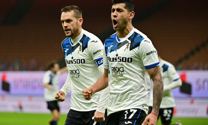 Calcio super Atalanta batte il Milan campione inverno