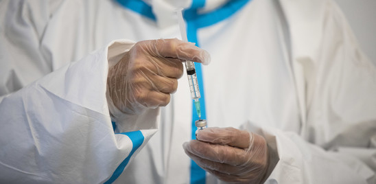 Caos vaccini ma Pfizer rassicura, presto a regime