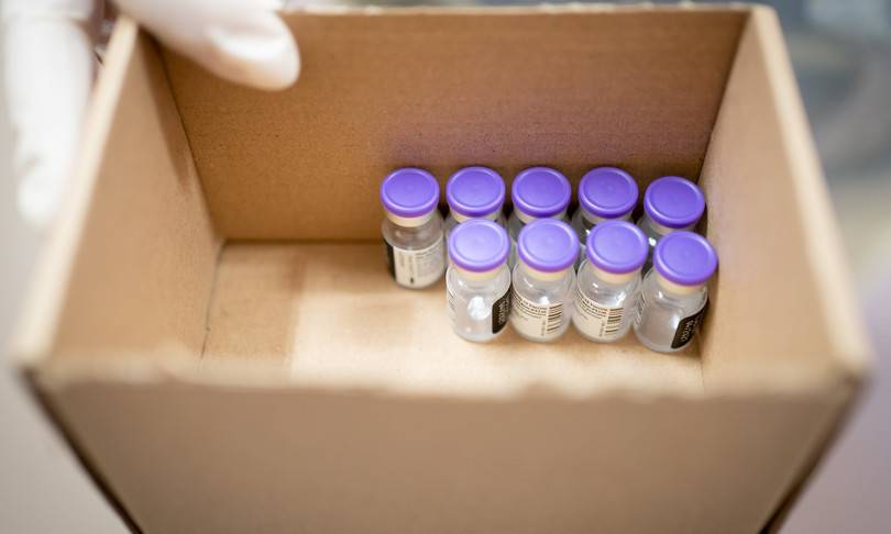 Svezia ferma pagamenti Pfizer vuole chiarezza dosi vaccino