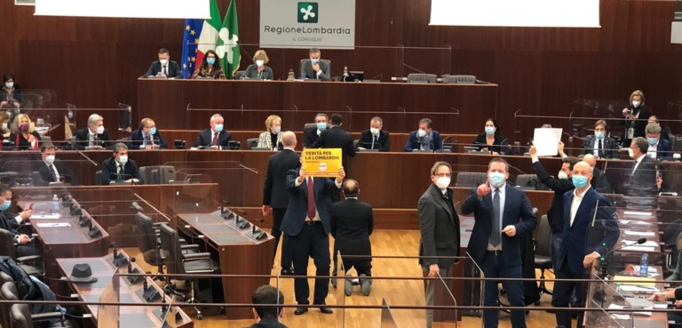 La Bagarre In Regione Lombardia Quando Fontana Ha Parlato Di Zona Rossa