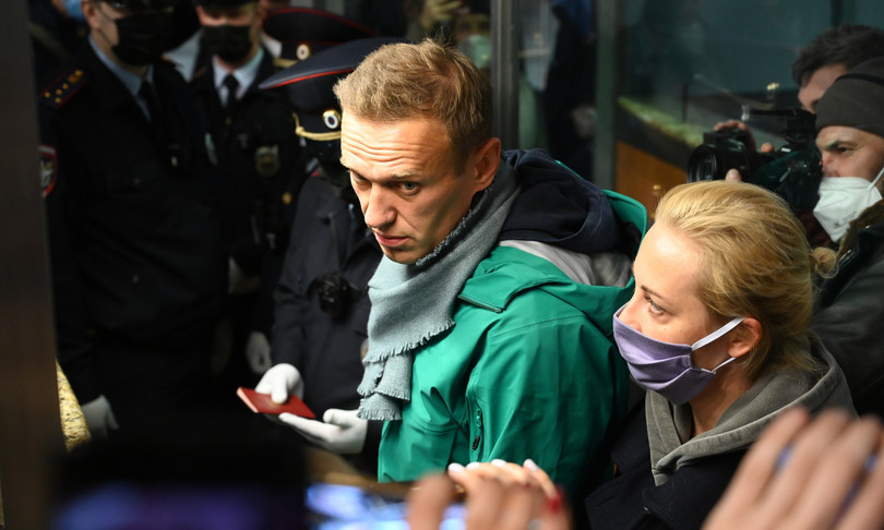 russia navalny perquisito appartamento