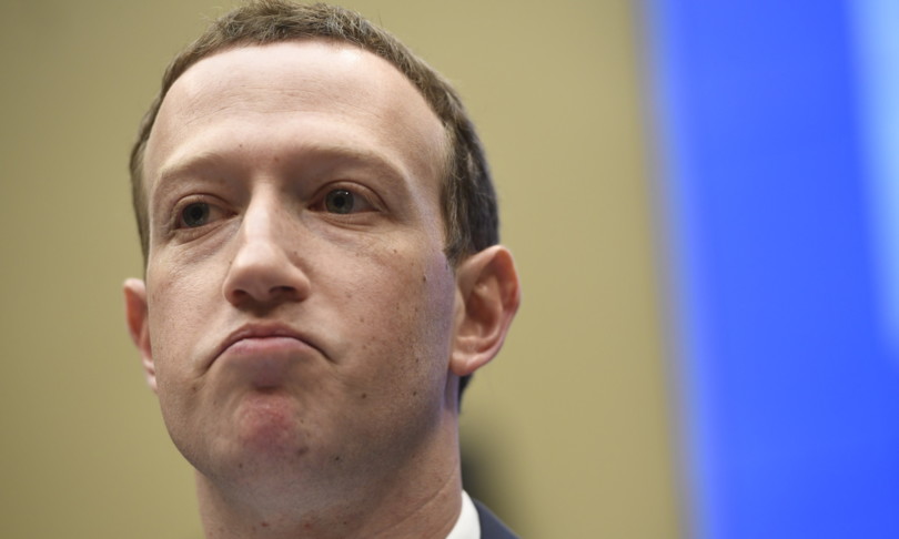 Facebook attacca Apple adesso concorrente