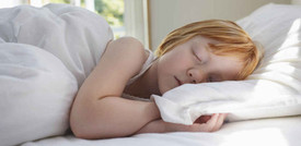 La Luna influenza la quantità e la qualità del sonno. Uno studio