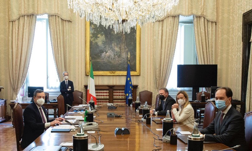 chi sta con governo draghi