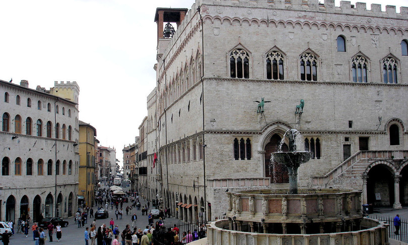 covid zona rossa scuole chiuse provincia perugia