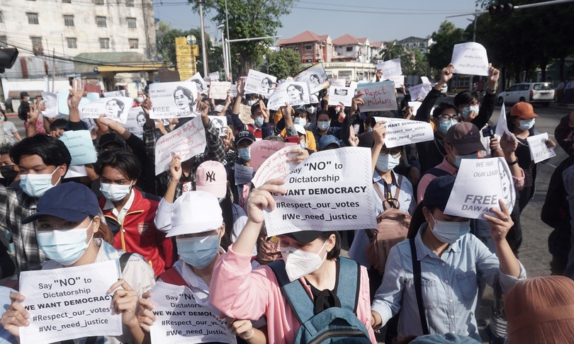 myanmar colpo stato sciopero manifestazioni