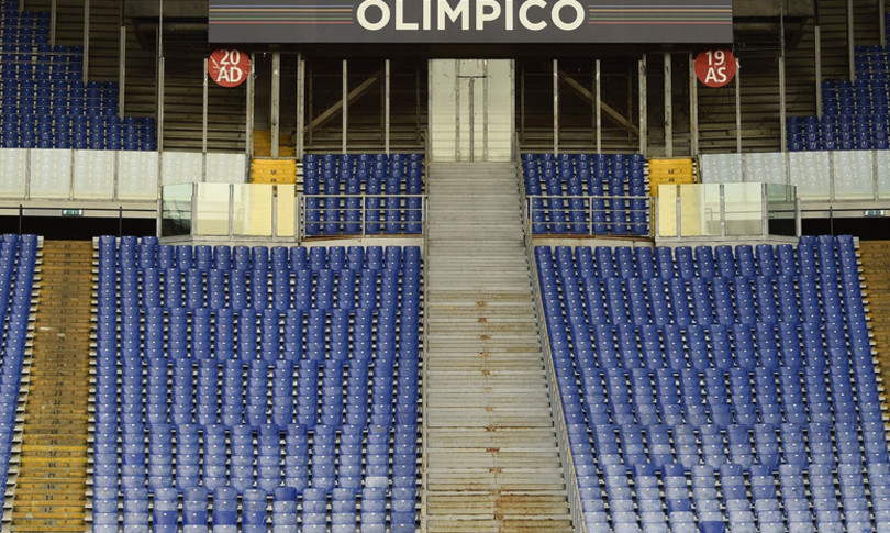 cade su gradini stadio risarcimento
