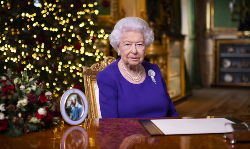 gran bretagna elisabetta ultima dibattito monarchia