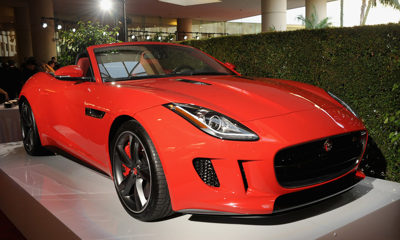 auto jaguar svolta verde