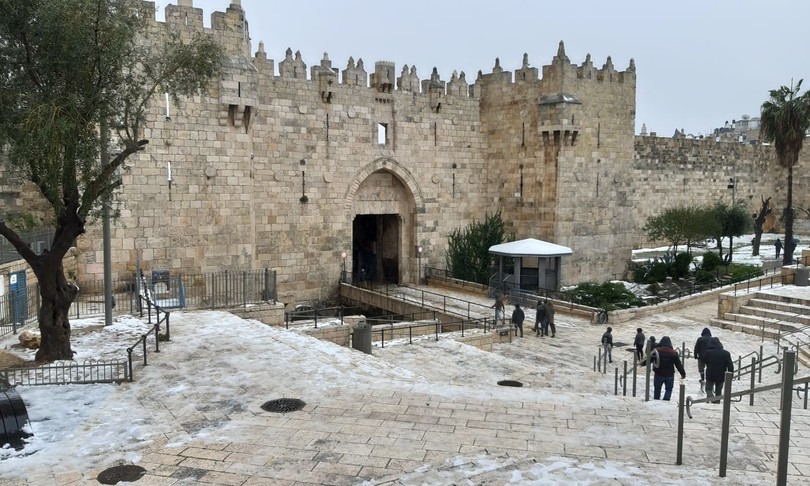 la neve copre gerusalemme e le alture del golan
