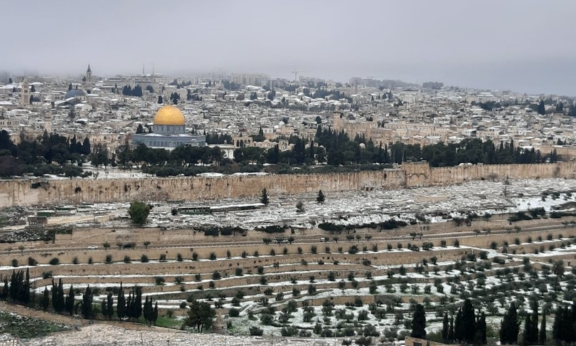 la neve copre gerusalemme e le alture del golan