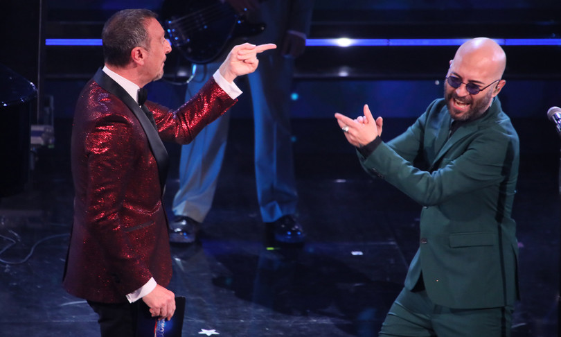 sanremo monologo sangiorgi ironia fiorello vittoria ceretti