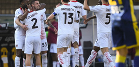 Il Milan vince a Verona e riprende la caccia all'Inter