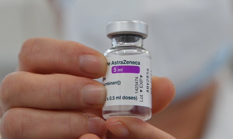vaccino astrazeneca over 65 sputnik produzione italia