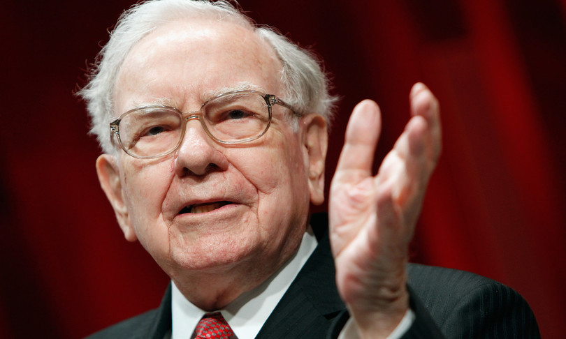 Forbes fortuna Warren Buffett supera 100 miliardi dollari