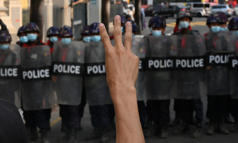 myanmar manifestanti morti