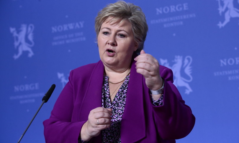 premier norvegese sotto inchiesta violazione norme covid