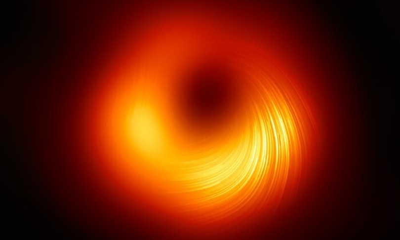 prima volta fotografati campi magnetici confine buco nero