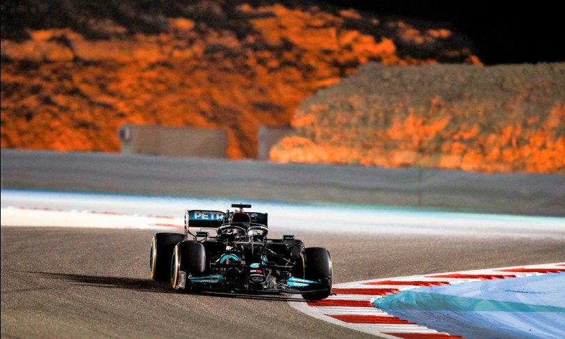 F1 gp Bahrain vince Hamilton davanti Verstappen ferrari bene