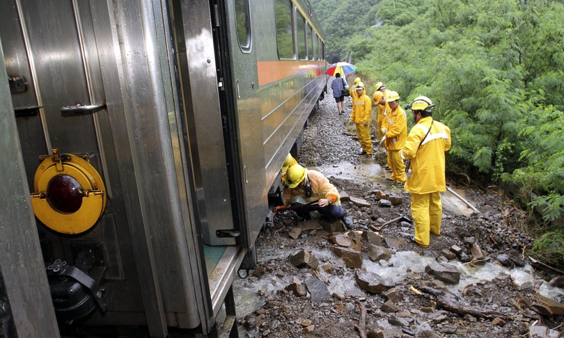 Taiwan incidente ferroviario morti