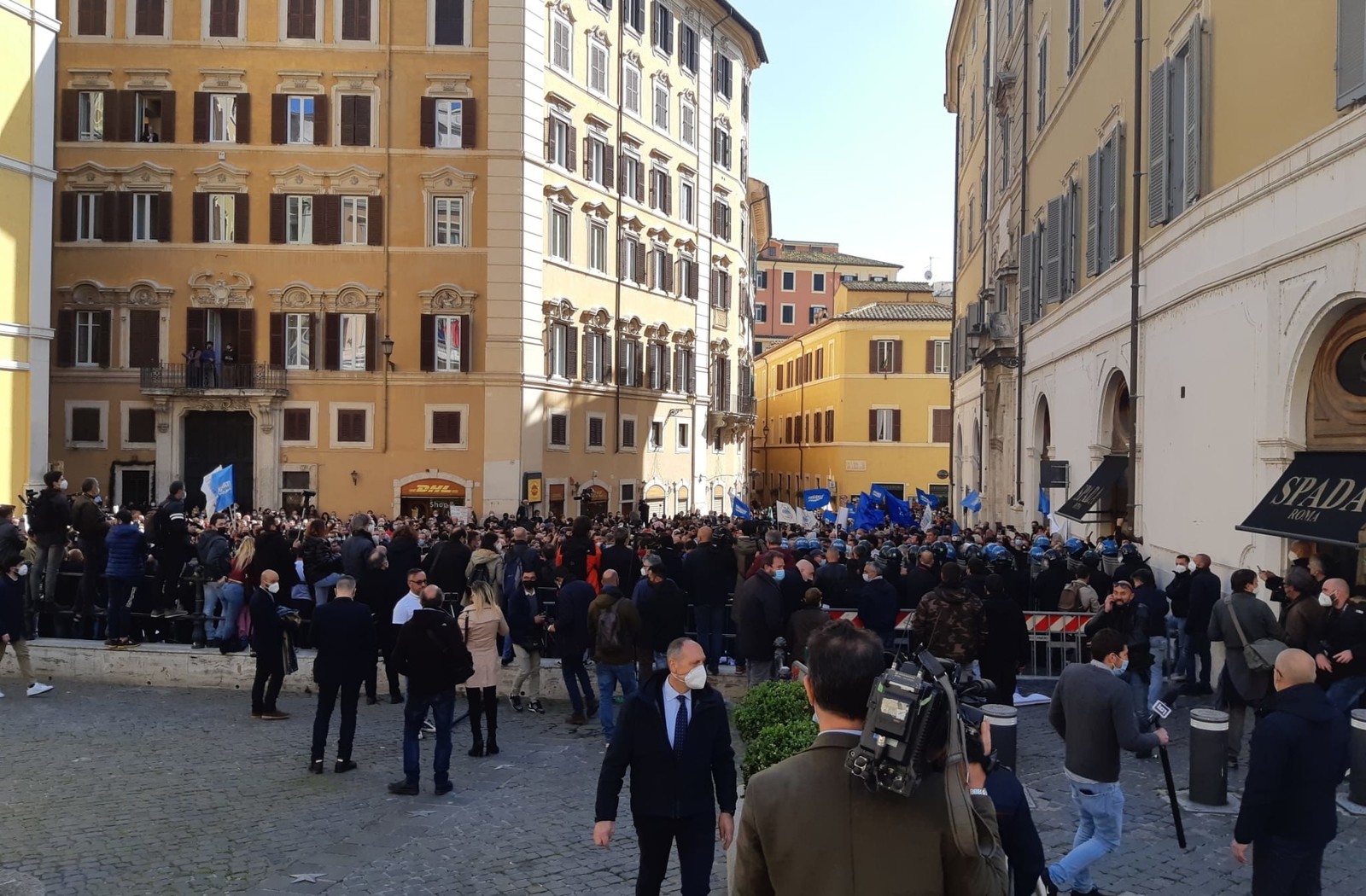 I disordini davanti a Montecitorio