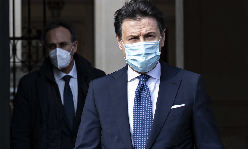 incontro conte senatori m5s no operazioni vertice