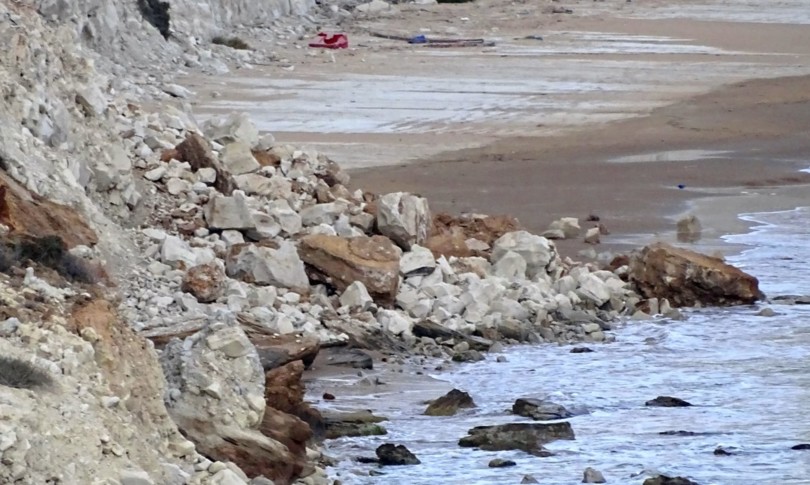 scala turchi agrigento crolla parte falesia