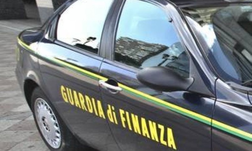 corruzione droga traffico cellulari carcere augusta