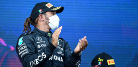 Verstappen trionfa a Imola sotto la pioggia, Leclerc quarto