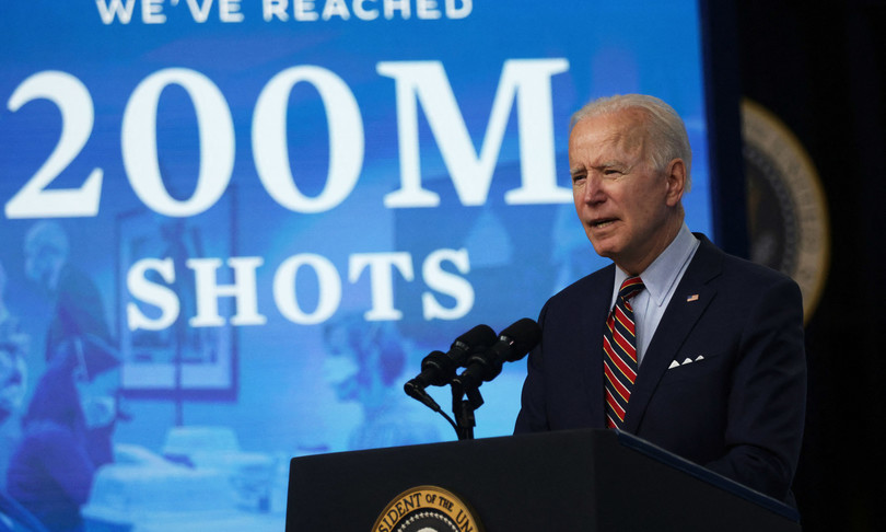 vaccino biden usa target 200 milioni