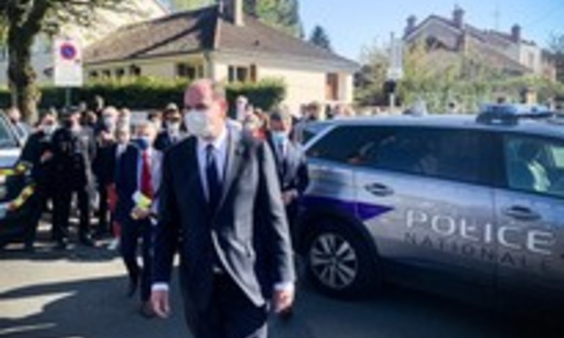 Francia terrorismo accoltellamento emmanuel macron