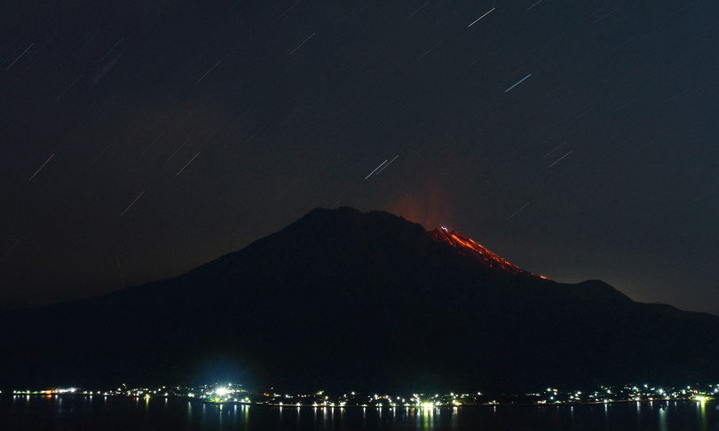 allerta giappone eruzione vulcano sakurajima