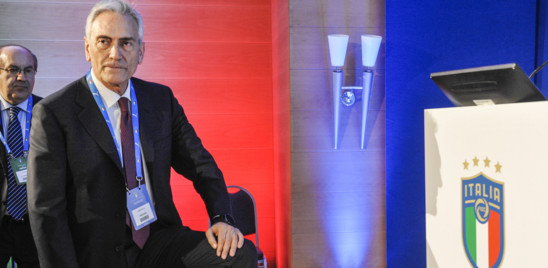 "Chi aderisce alla Super League &egrave; fuori dalla Serie A"