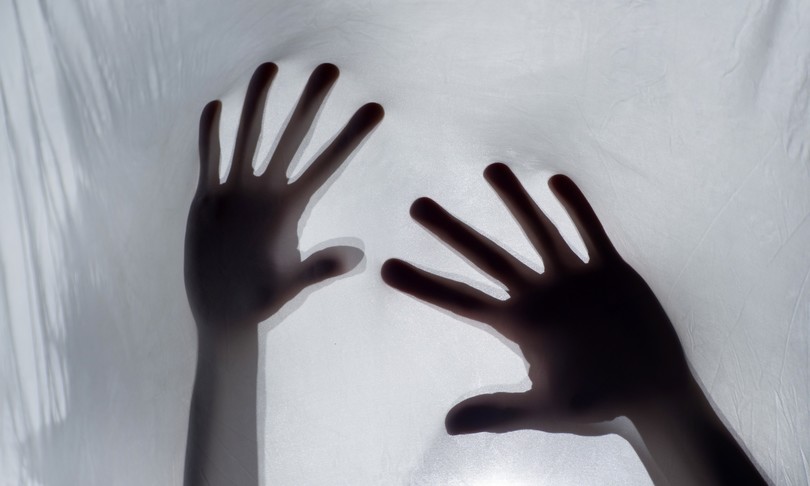 sacerdote enna arrestato violenze sessuali su minori