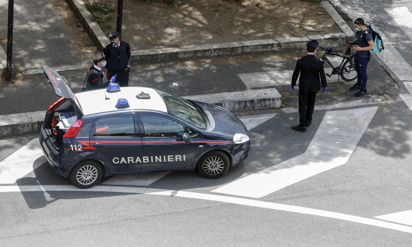 ragazza violentata accoltellata pompei
