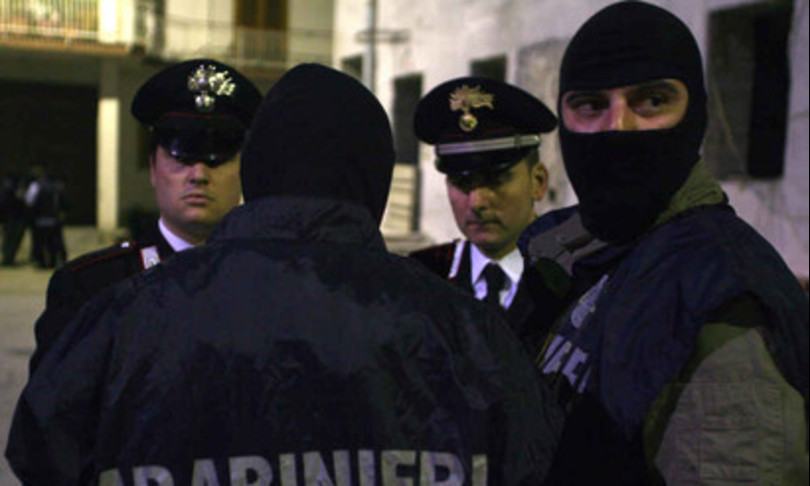 attentato centro vaccinale brescia arrestati no vax