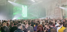 Tremila persone ballano in discoteca senza mascherina a Liverpool